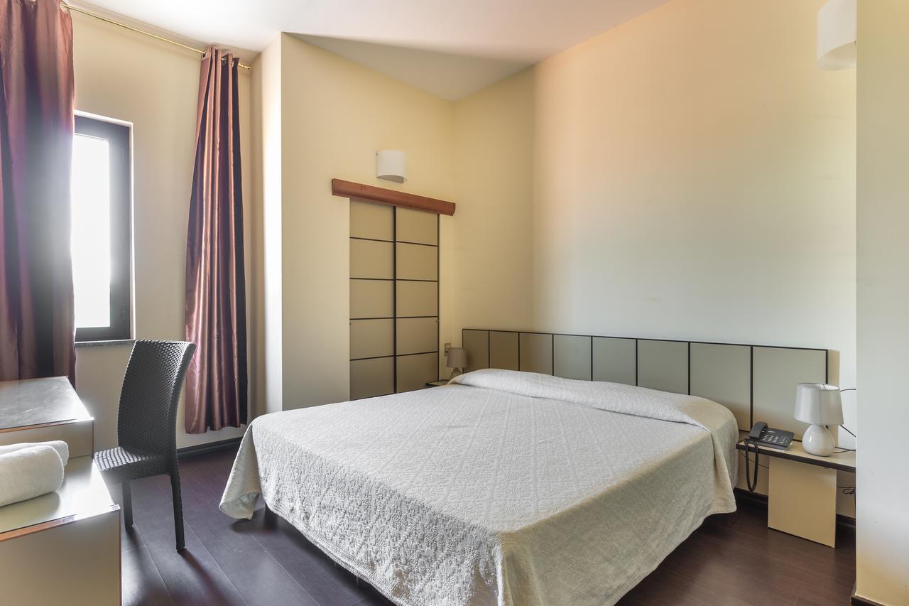 Rodia Inn Oristano Zewnętrze zdjęcie
