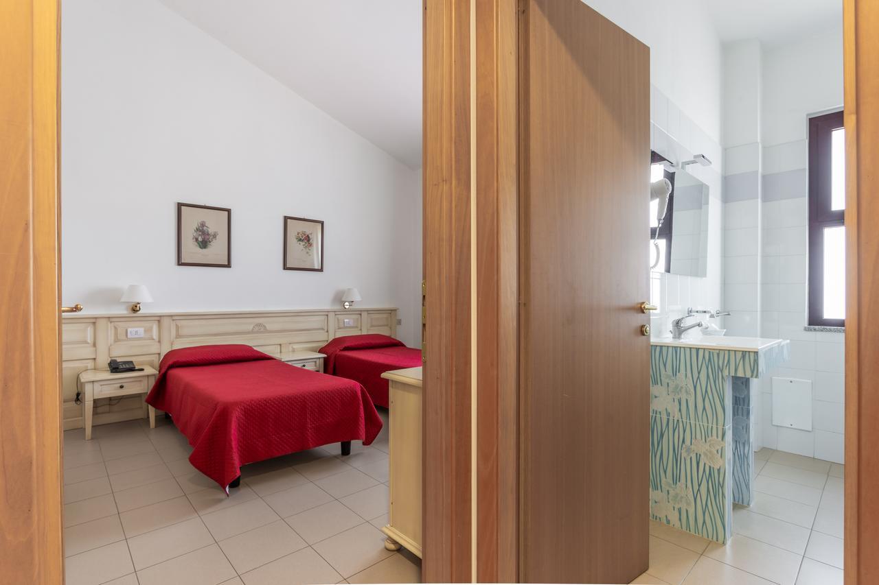Rodia Inn Oristano Zewnętrze zdjęcie