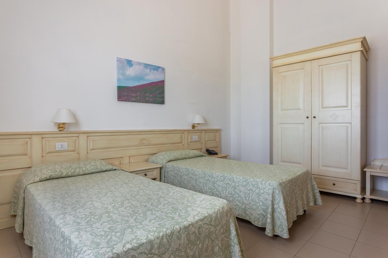 Rodia Inn Oristano Zewnętrze zdjęcie