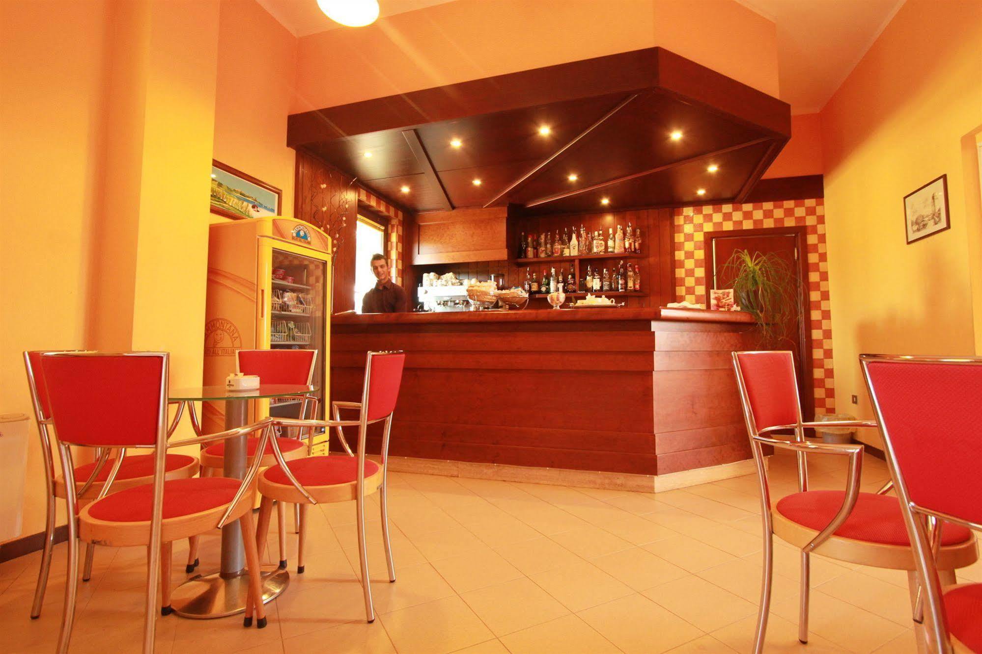Rodia Inn Oristano Zewnętrze zdjęcie